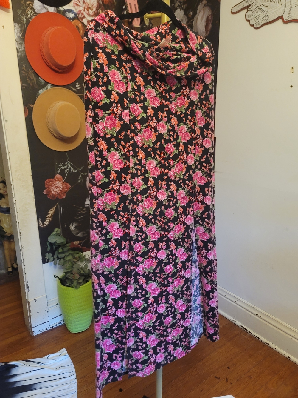 (Lot 2) Floral Maxi Skirts XL